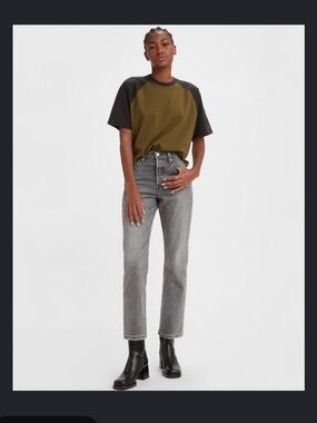 Levi's® Premium 501® ORIGINAL CROPPED WOMEN'S JEANS